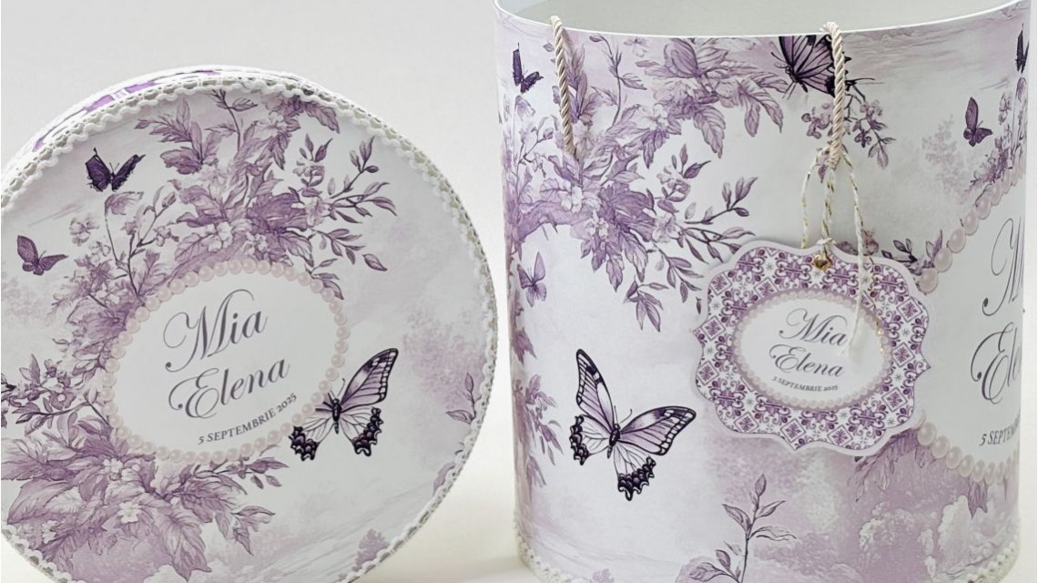 Trusou botez Purple Toile cu fluturi și flori mov personalizat 19
